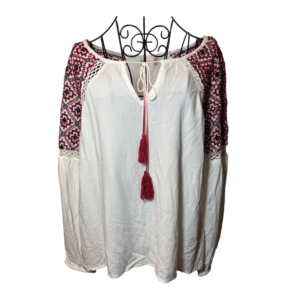Altar'd State NWT Womens Boho Embroidered Tassel Peasant Blouse-Medium‎